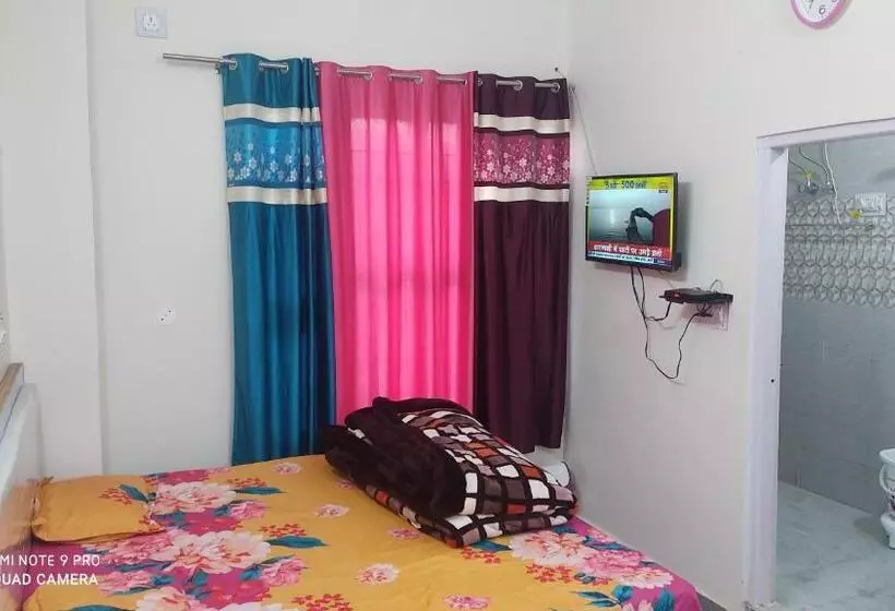 ペンション City Crown Guest House