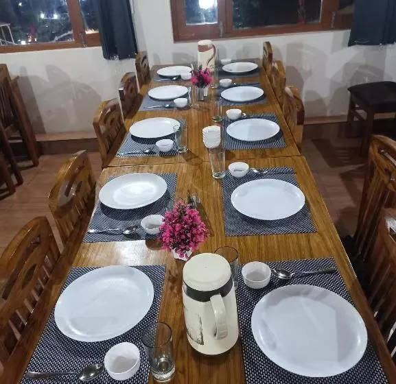 The Hillans Resort & Cottages
