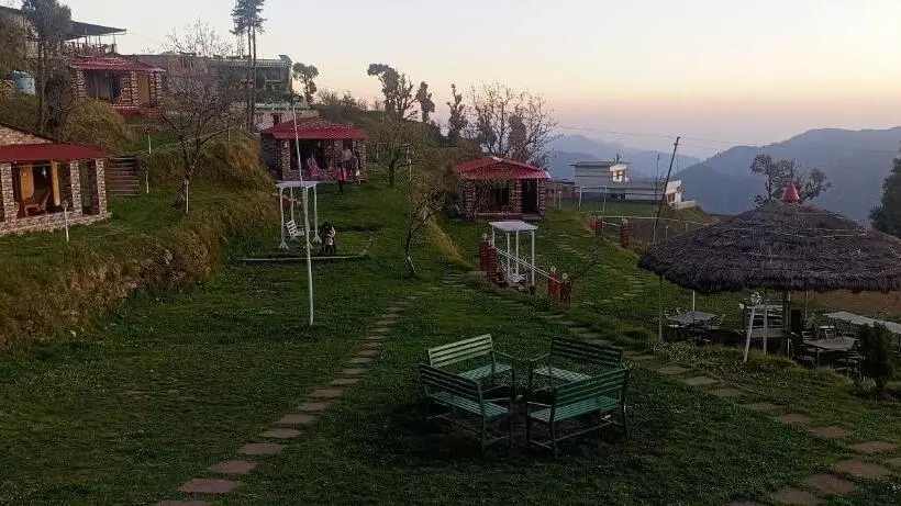 The Hillans Resort & Cottages