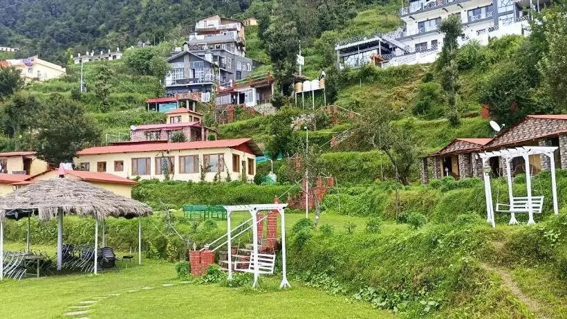 The Hillans Resort & Cottages