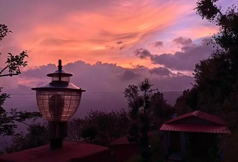 The Hillans Resort & Cottages
