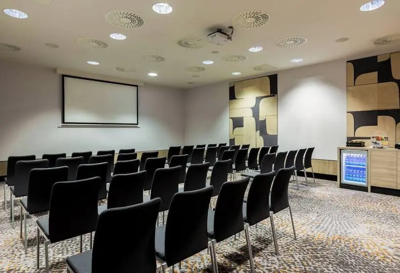 Ac Hotel By Marriott Bratislava Old Town