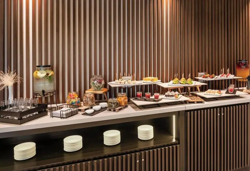Ac Hotel By Marriott Bratislava Old Town