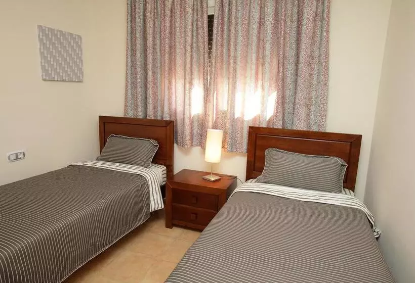 Apartamentos Turisticos Aguilas De Los Collados