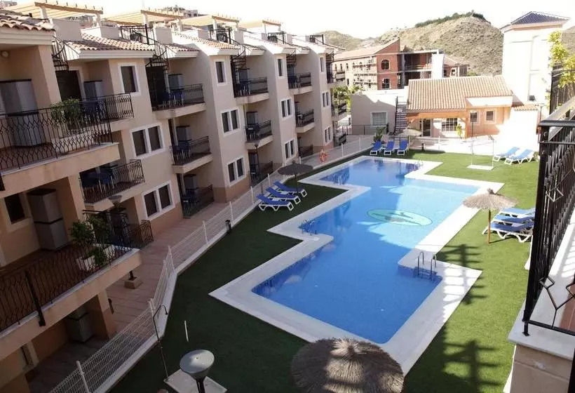 Apartamentos Turisticos Aguilas De Los Collados