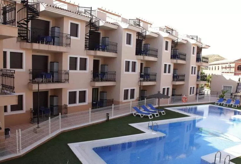 Apartamentos Turisticos Aguilas De Los Collados