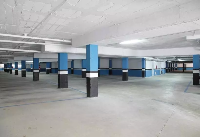 Apartamentos Turisticos Aguilas De Los Collados