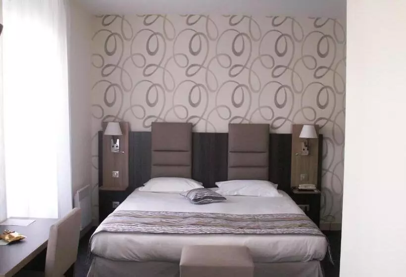 فندق Arverna Vichy Clt