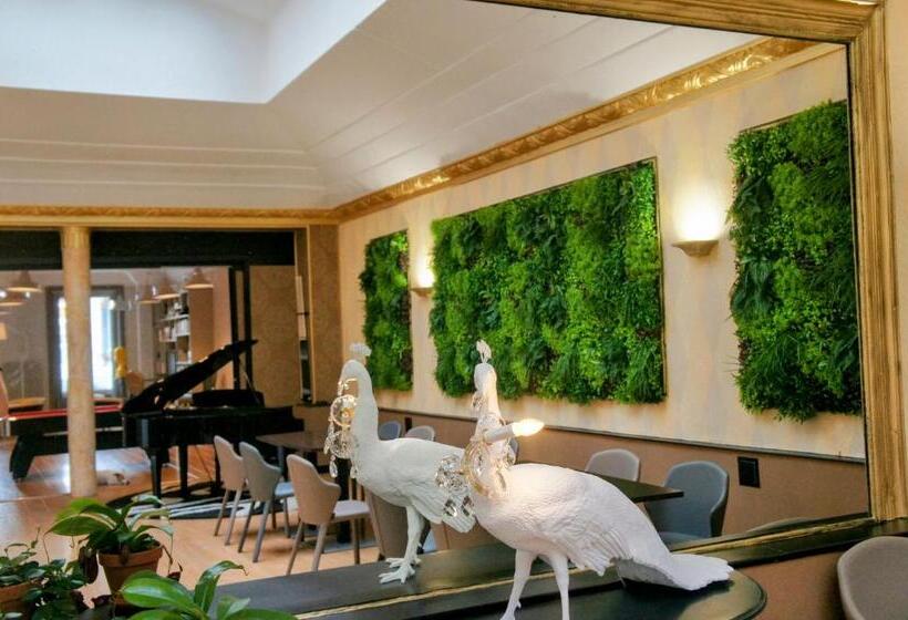 בית מלון כפרי Arverna Vichy   Clt