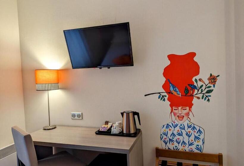 בית מלון כפרי Arverna Vichy   Clt