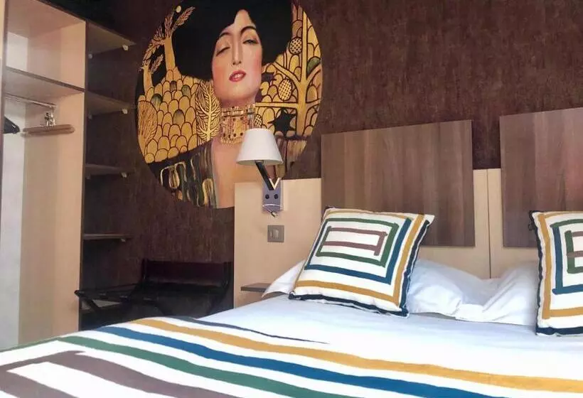 فندق Arverna Vichy Clt