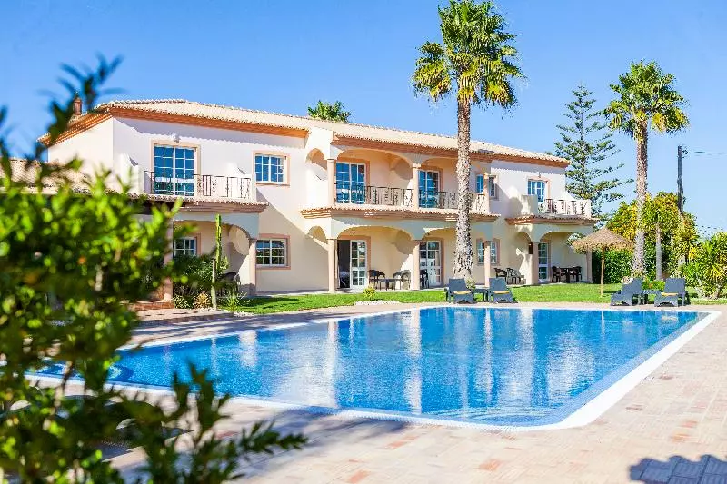 Atalaia Sol Aparthotel Tennis & Heated Pool In Winter