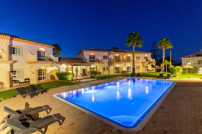 Atalaia Sol Aparthotel   Tennis & Heated Pool In Winter