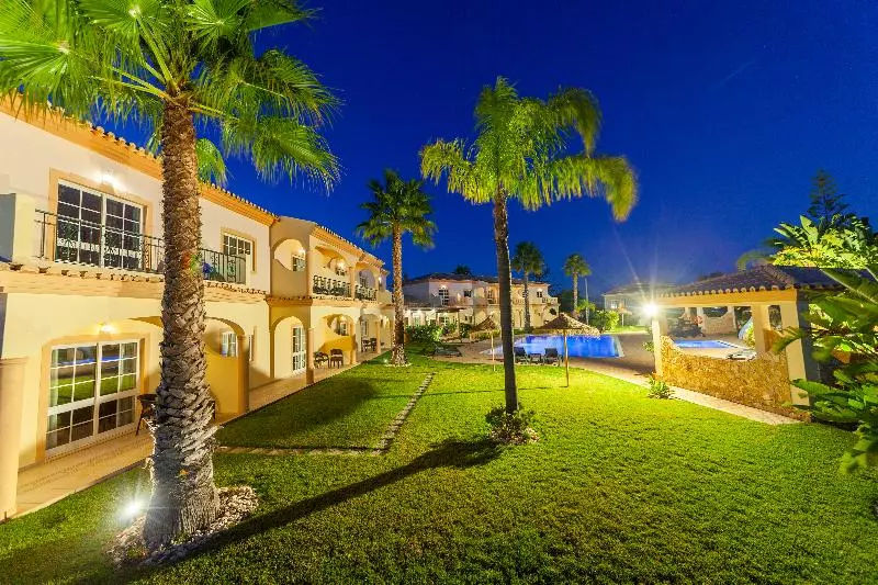 Atalaia Sol Aparthotel Tennis & Heated Pool In Winter