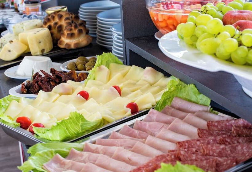 Grand Hotel Yachting Palace