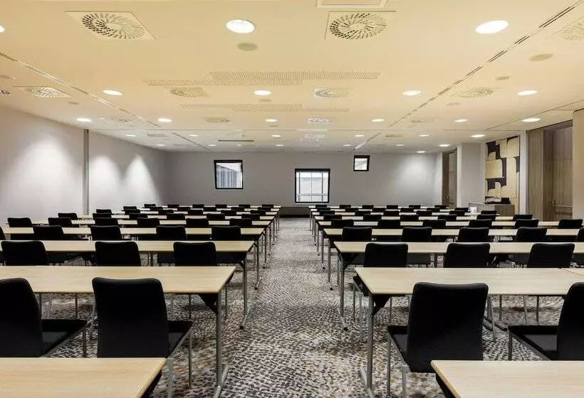 Ac Hotel By Marriott Bratislava Old Town