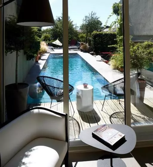 Отель Auberge Du Paradis