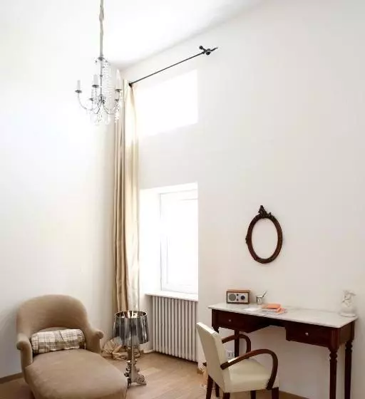 Отель Auberge Du Paradis