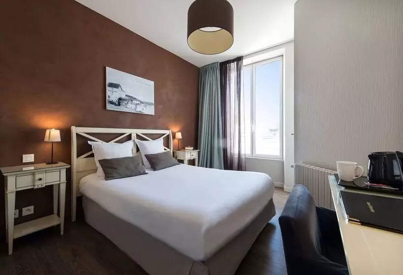 Best Western Hotel De La Plage Saint Marc Sur Mer