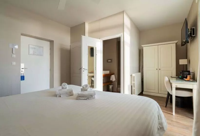 Best Western Hotel De La Plage Saint Marc Sur Mer