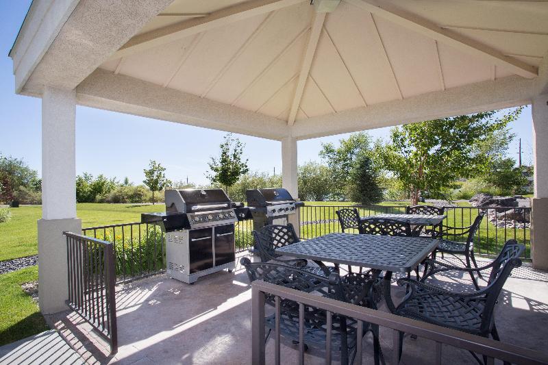 ホテル Candlewood Suites Idaho Falls, An Ihg