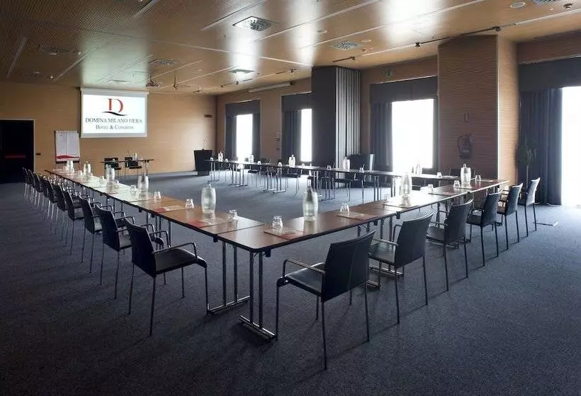 فندق Domina Milano Fiera