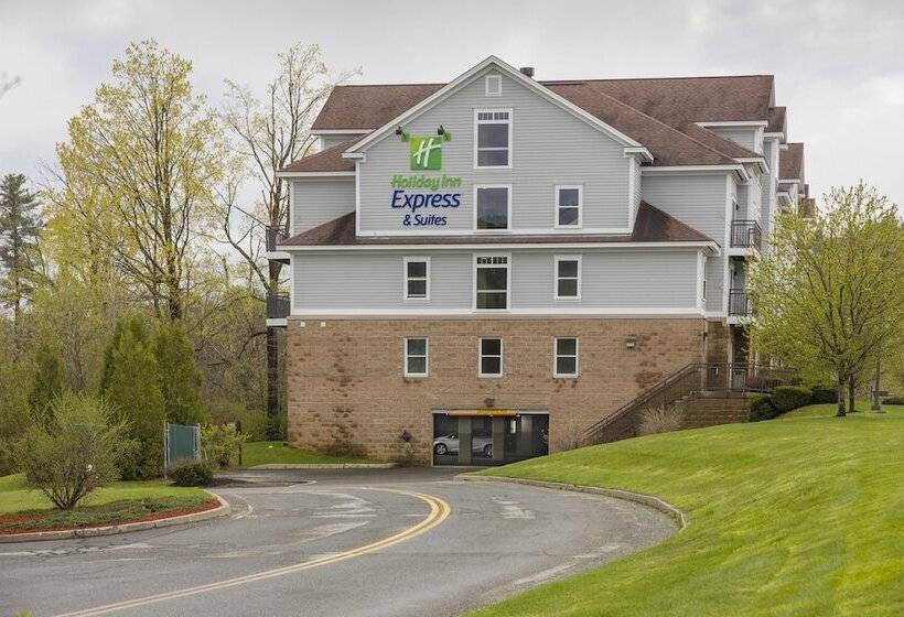 Holiday Inn Express Hotel & Suites White River Junction, An Ihg