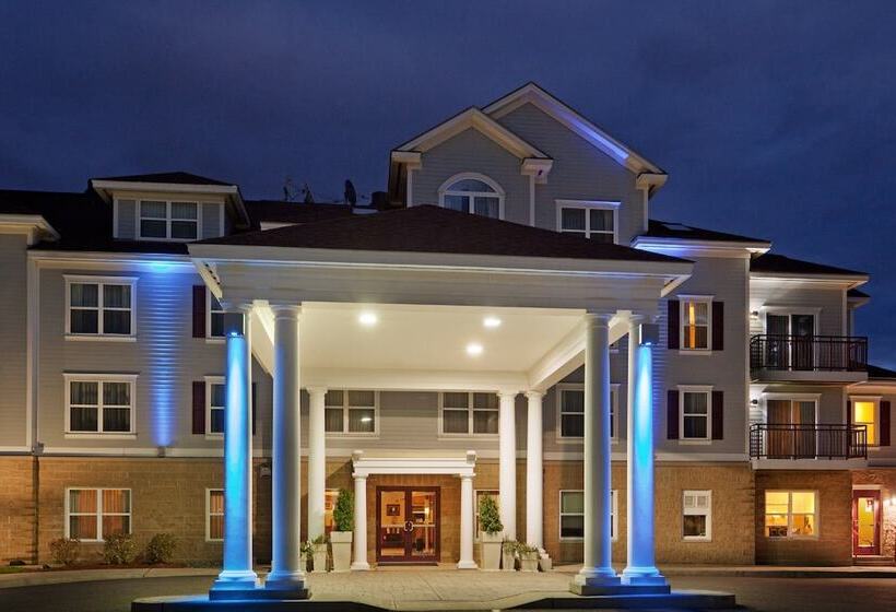 Holiday Inn Express Hotel & Suites White River Junction, An Ihg