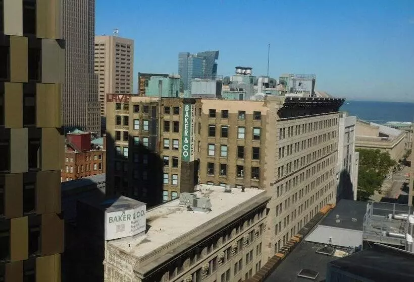 Hotel Holiday Inn Express Cleveland Downtown, An Ihg