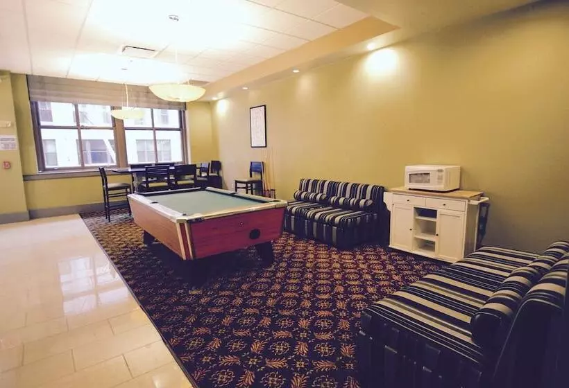 Hotel Holiday Inn Express Cleveland Downtown, An Ihg