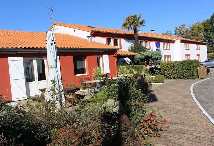 Отель Kyriad Bordeaux Lormont