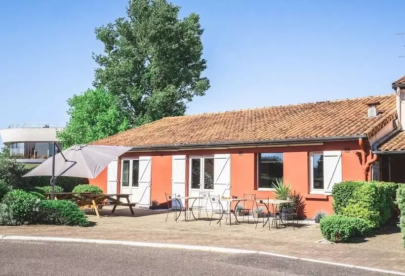 فندق Kyriad Bordeaux Lormont