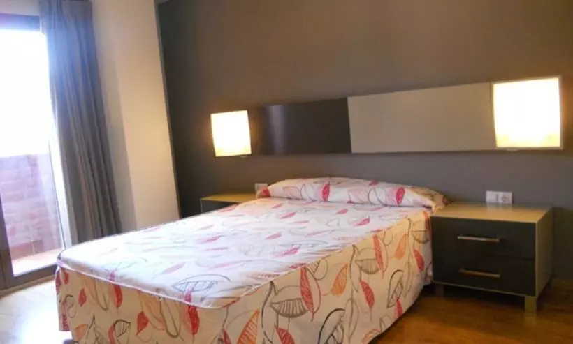 בית מלון כפרי El Blat