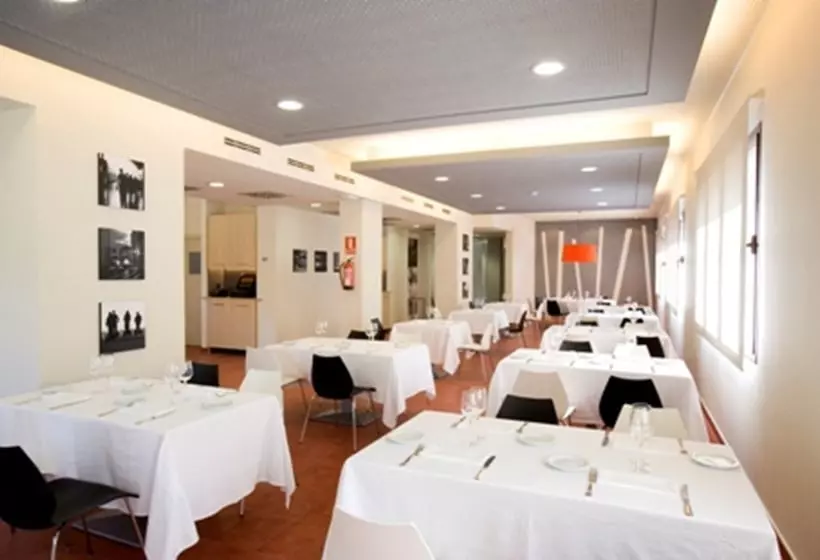 בית מלון כפרי El Blat