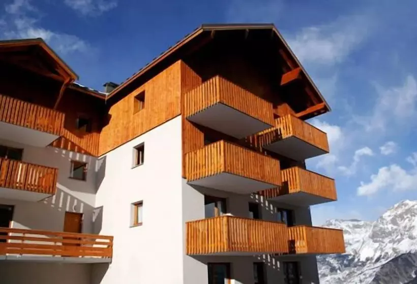 בית מלון כפרי Résidence Les Gentianes