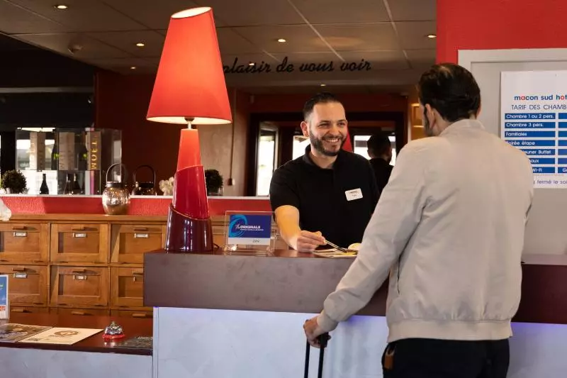 בית מלון כפרי The Originals City, Hôtel Mâcon Sud