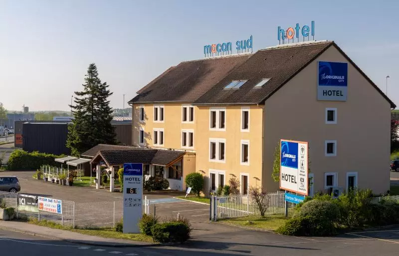 בית מלון כפרי The Originals City, Hôtel Mâcon Sud