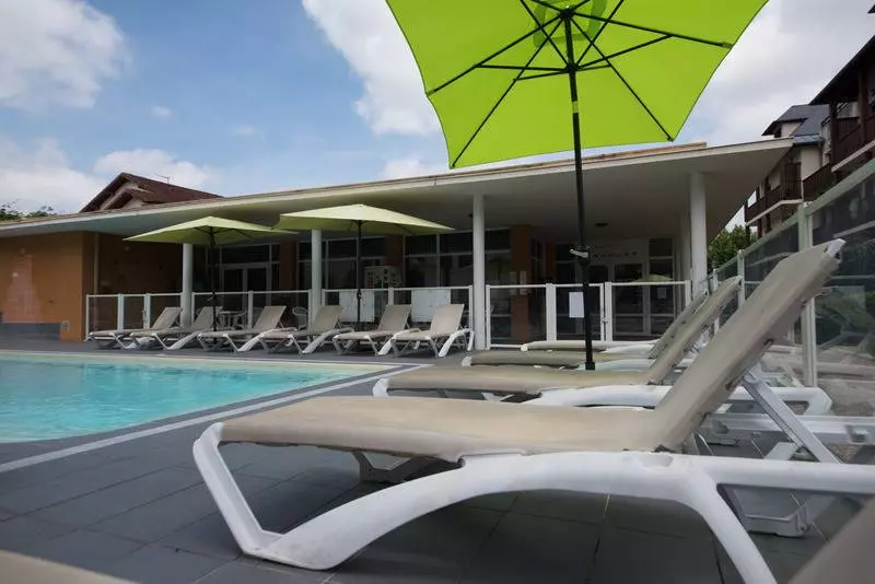 Otel Zenitude Hôtel Résidences L Acacia Lourdes