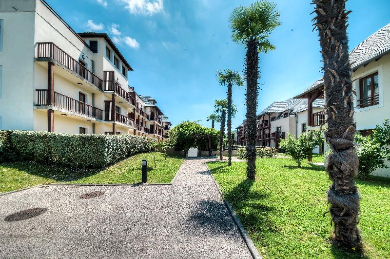 هتل Zenitude Hôtel Résidences L Acacia Lourdes