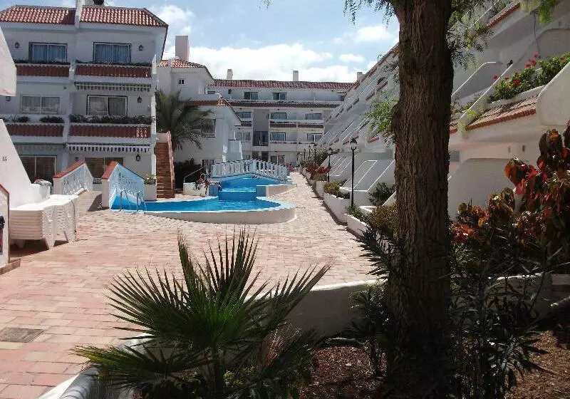 Las Floritas   Las Americas