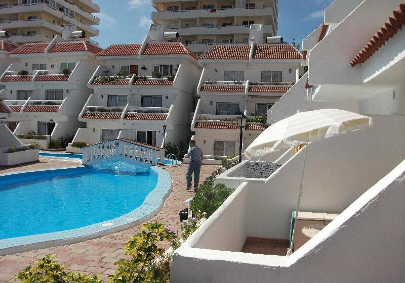 Las Floritas   Las Americas