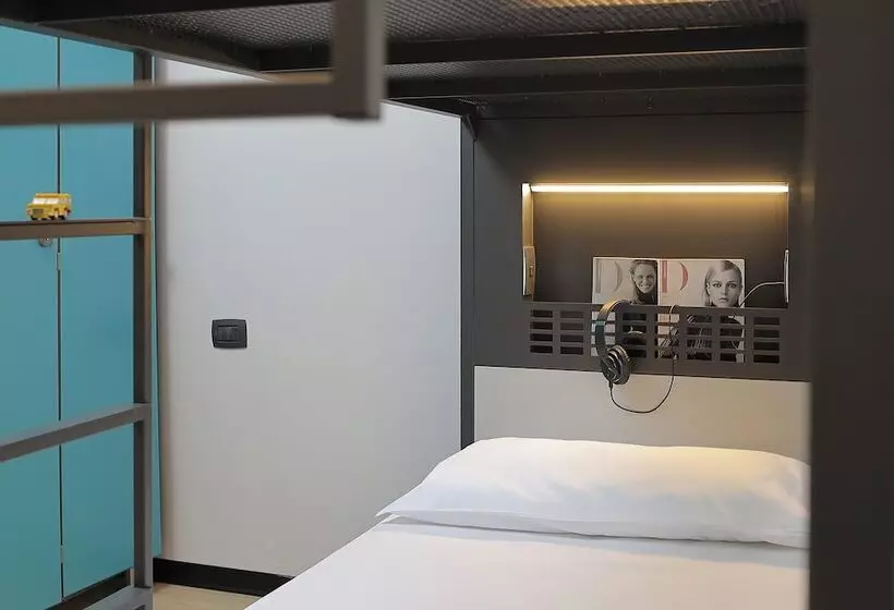 هاستل Plus Florence