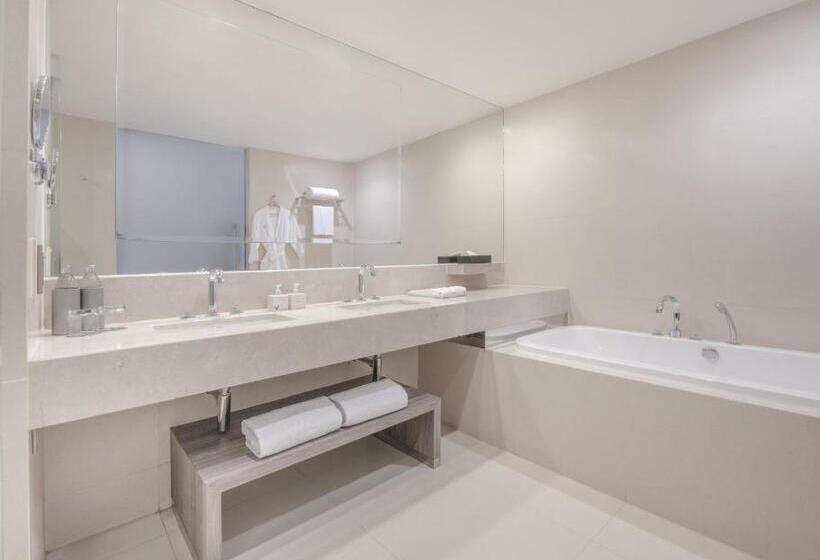 Vie Hotel Bangkok, Mgallery