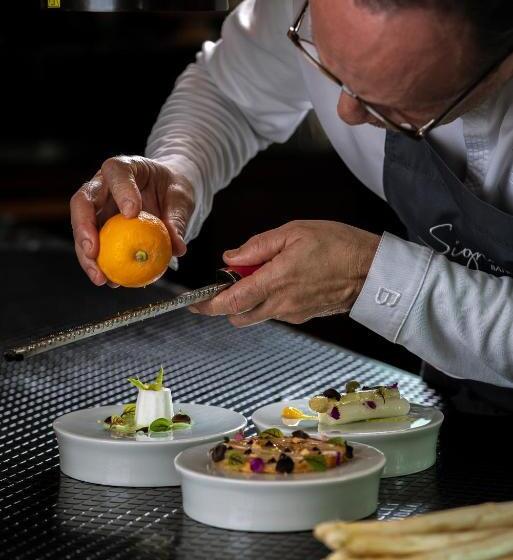 Vie Hotel Bangkok, Mgallery