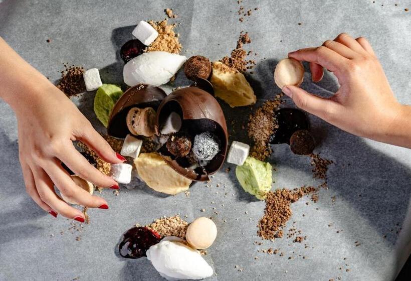 Vie Hotel Bangkok, Mgallery