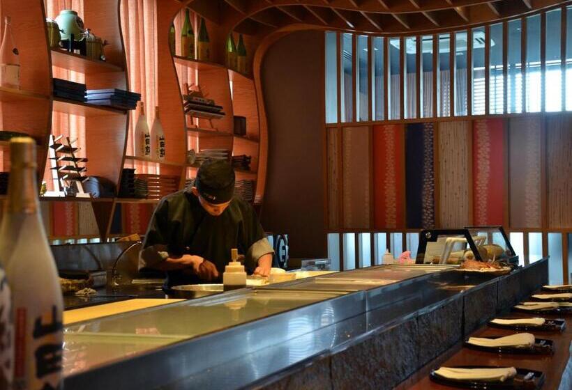 Vie Hotel Bangkok, Mgallery