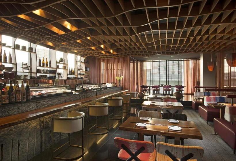 Vie Hotel Bangkok, Mgallery