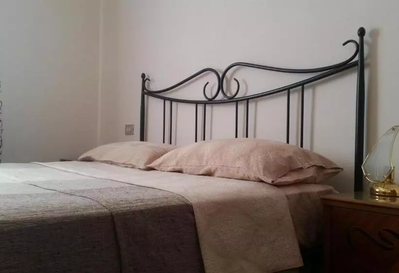 تختخواب و صبحانه La Casetta Di Badolo