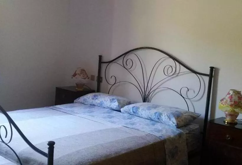 تختخواب و صبحانه La Casetta Di Badolo