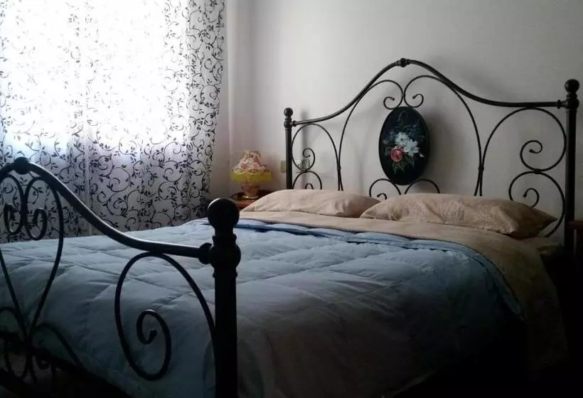 تختخواب و صبحانه La Casetta Di Badolo